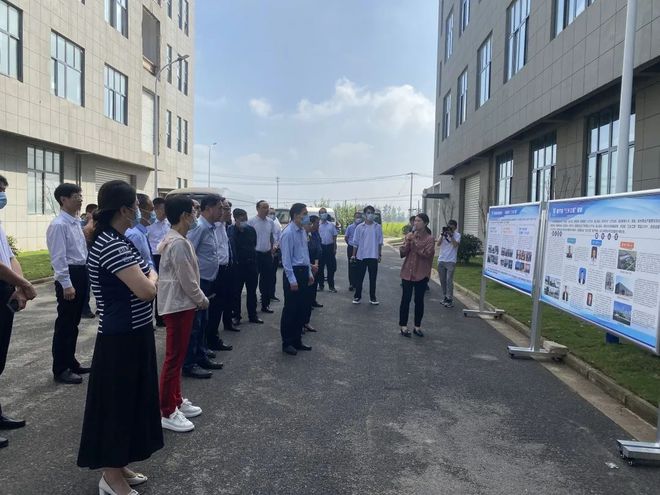 凝聚智慧力量 服務(wù)鄉(xiāng)村振興——徐州市委統(tǒng)戰(zhàn)部深入調(diào)研民建會(huì)員企業(yè)，共繪“三鄉(xiāng)工程”新畫卷